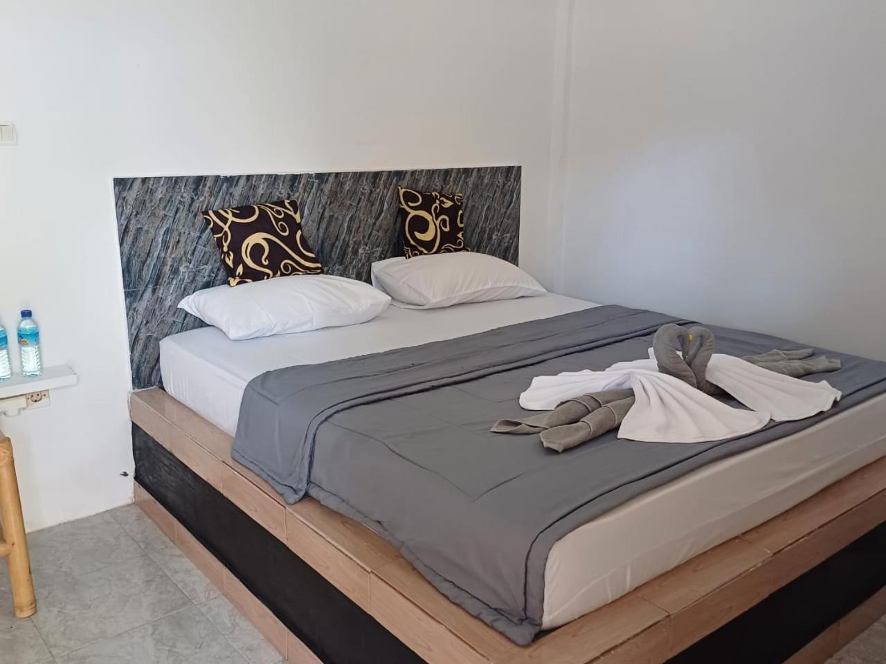 Black Sweet Homestay Dua Gili Air Exteriér fotografie